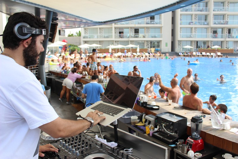 Sunday Pool Party at Whitelace